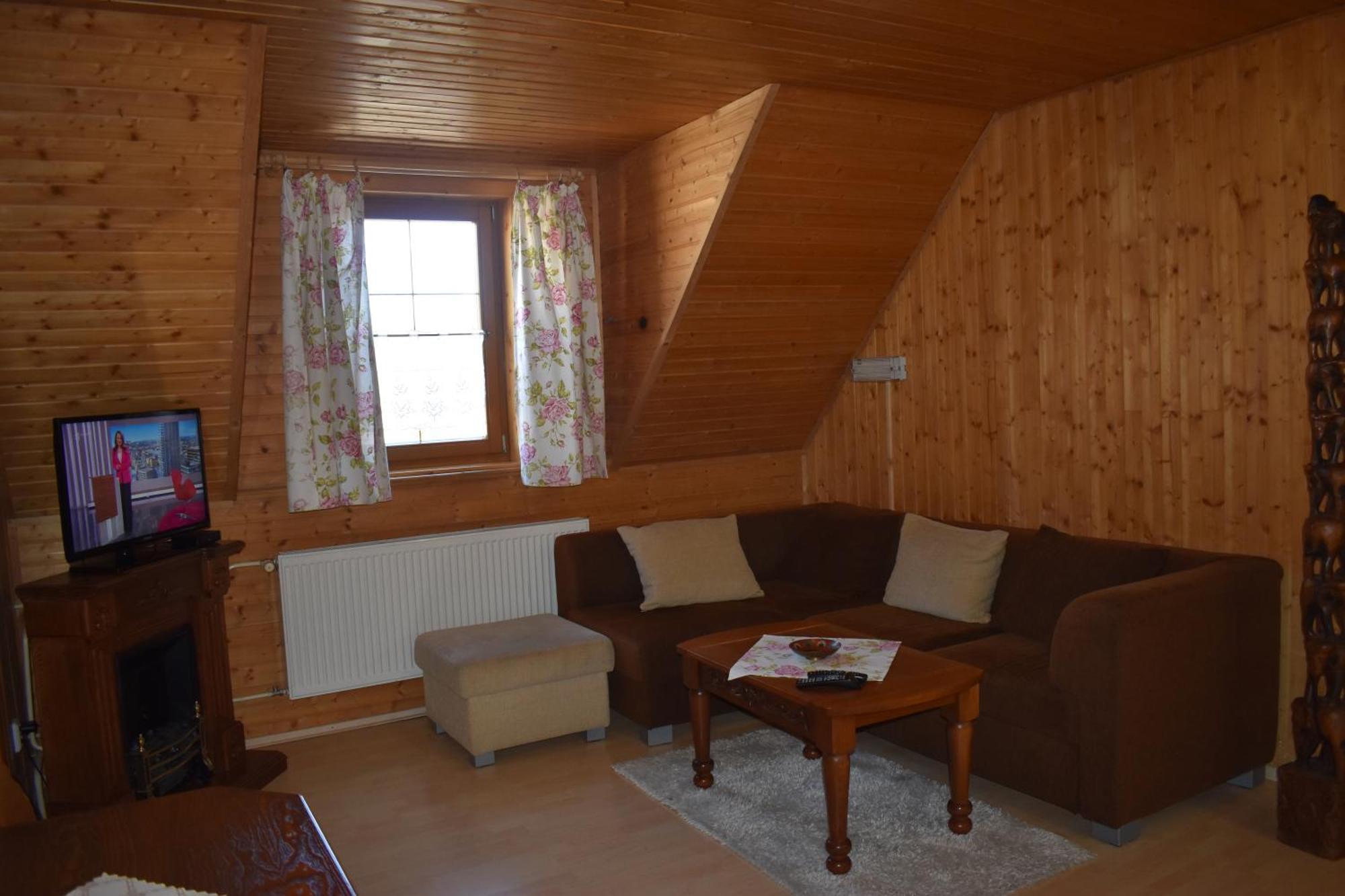 Drevenica Diana Bed & Breakfast ชเดียร์ ภายนอก รูปภาพ
