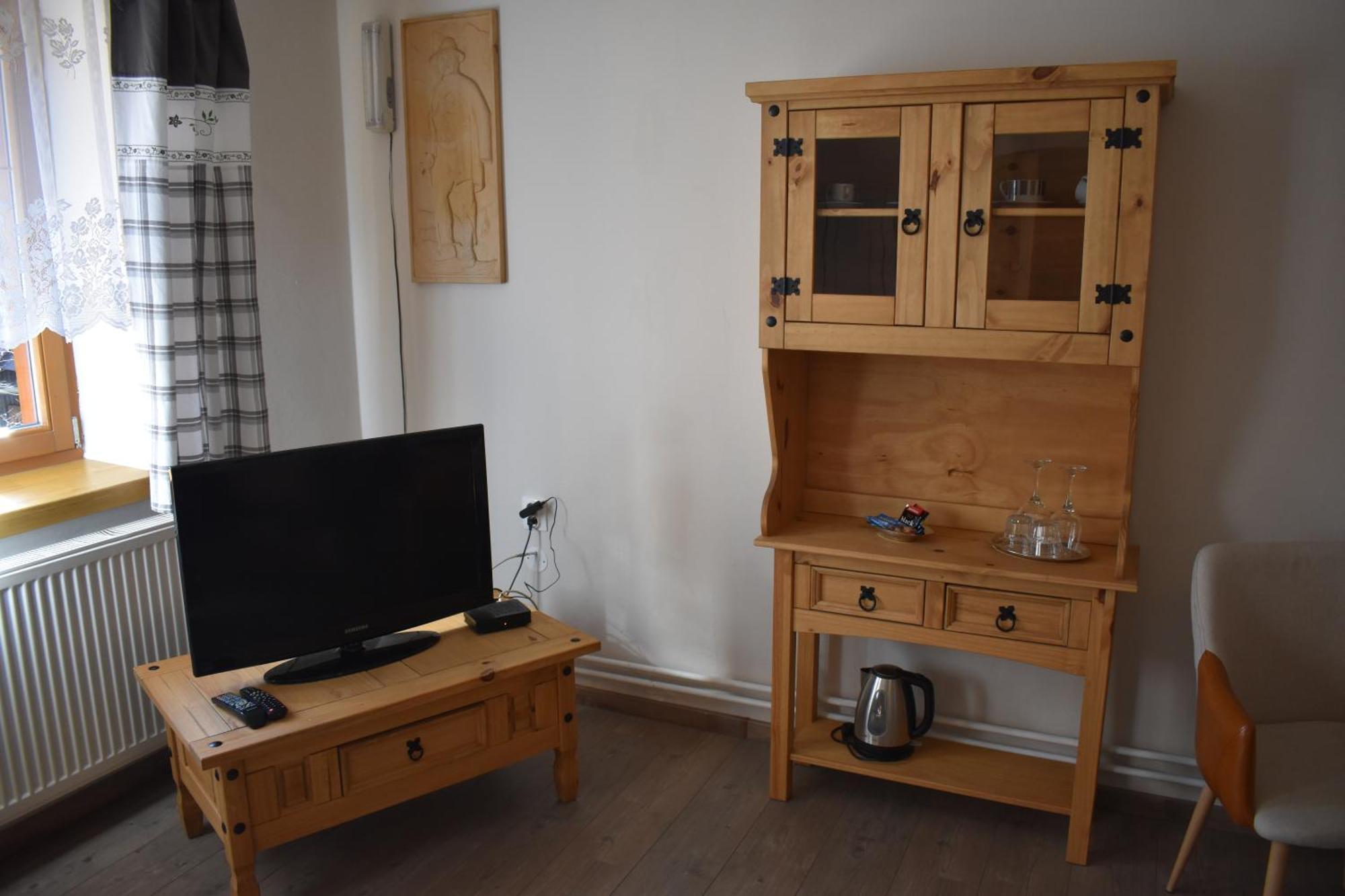 Drevenica Diana Bed & Breakfast ชเดียร์ ภายนอก รูปภาพ
